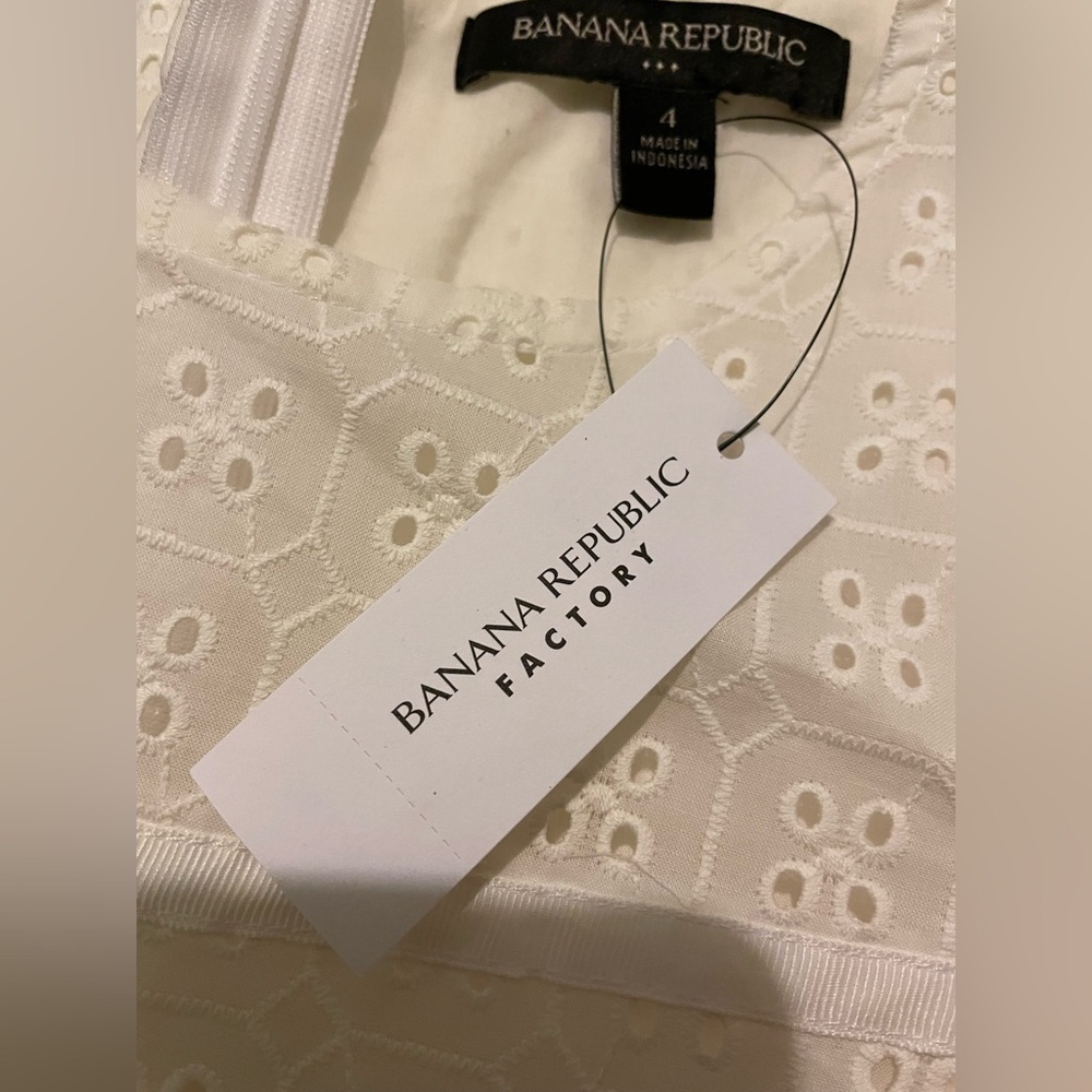 BANANA REPUBLIC eyelet mini dress size 4 NWT - Picture 9 of 9